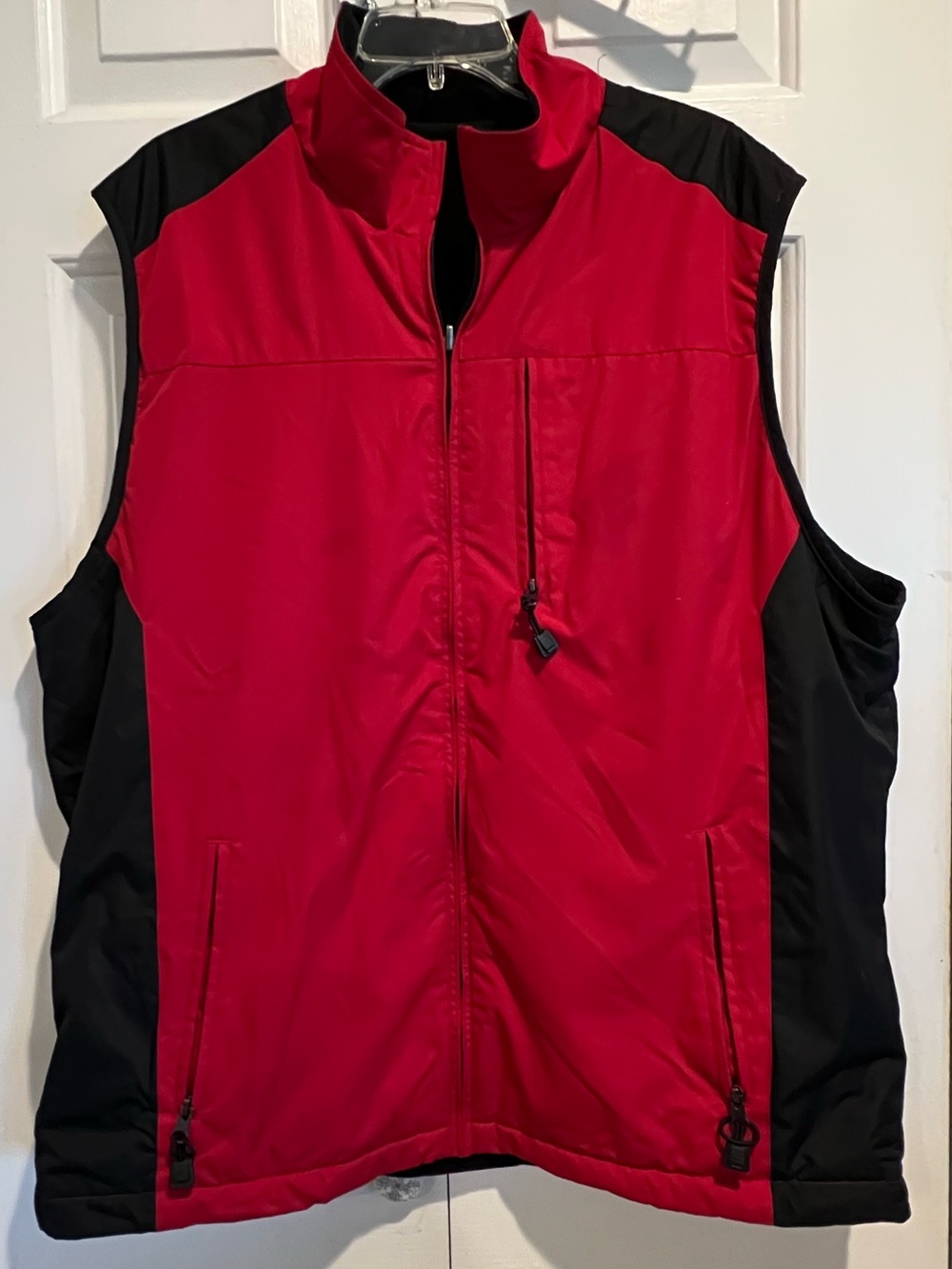 IZOD❤️ REVERSIBLE - Red & Black Vest Zip Jacket & Zip Pockets